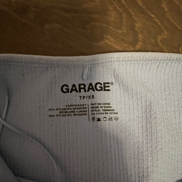 Baby blue garage crop top size: XS - Picture 3 of 3